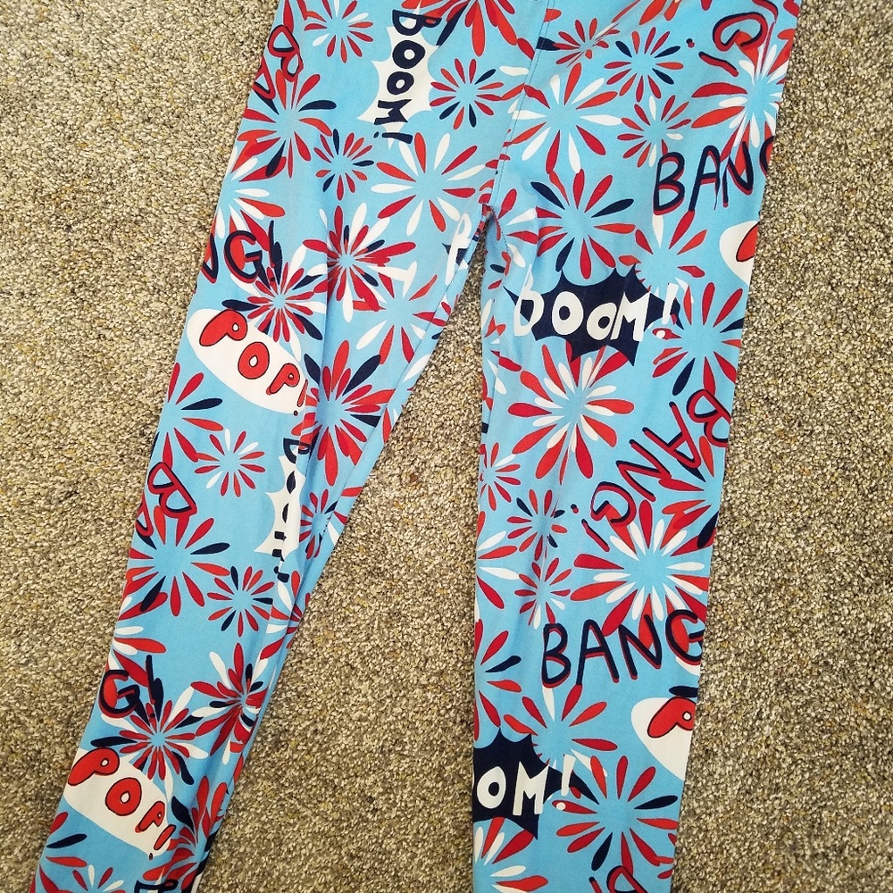 LuLaRoe 4th of July Leggings OS
